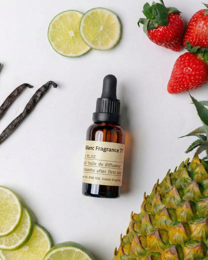 Chavanc Aroma NO.77 Pineapple Bliss Noir essential oil bottle featuring notes of creamy pineapple, vanilla, and warm musk for a sophisticated tropical ambiance.